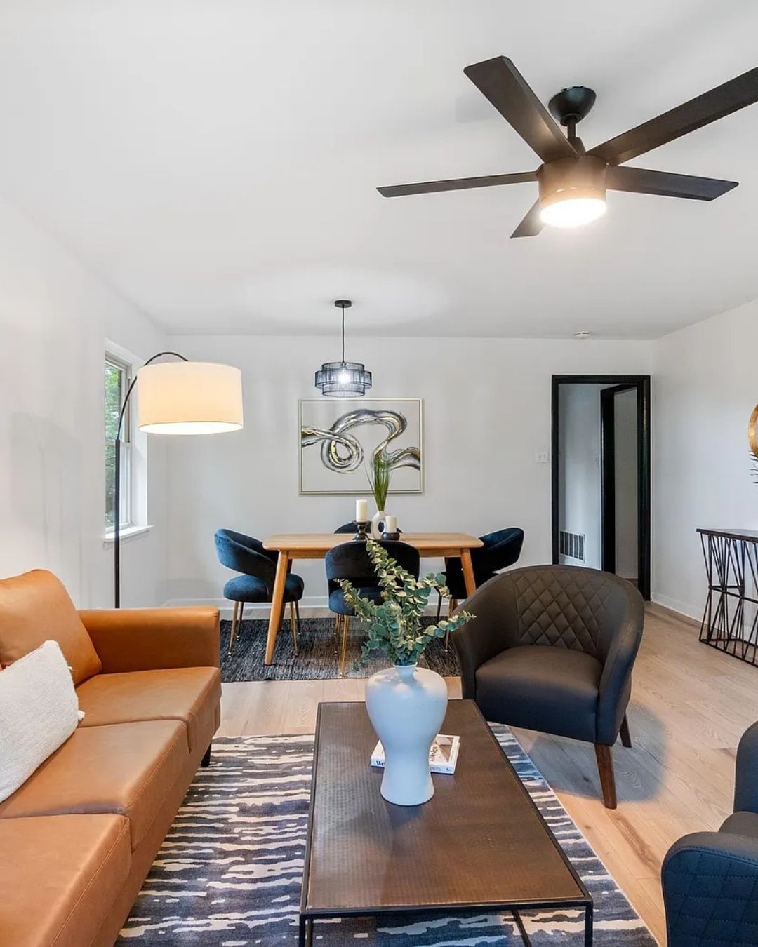 After staging, this Little Rock property went from a blank canvas to a buyer-ready masterpiece. The transformation not only boosted online engagement but also made showings more impactful—leading to stronger offers, faster decisions, and more confident buyers.