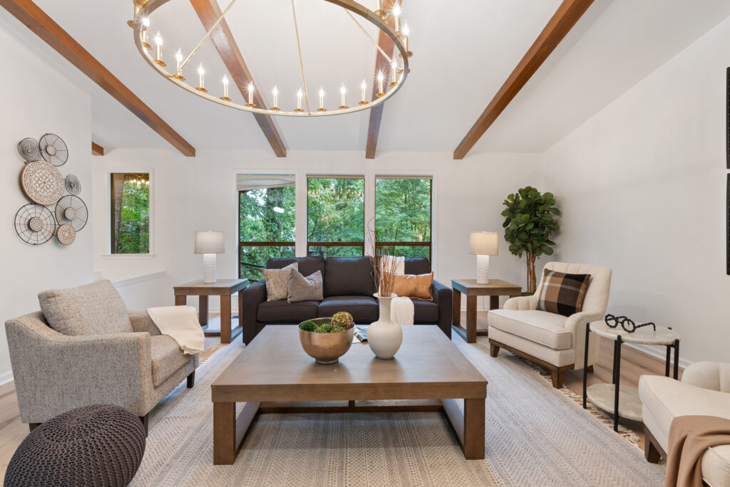 Owner of Show and Sell Home Staging, Toni, is attending The Staging Collective’s elite annual event to learn from the best in the country—and bring that value straight to the Little Rock real estate market.